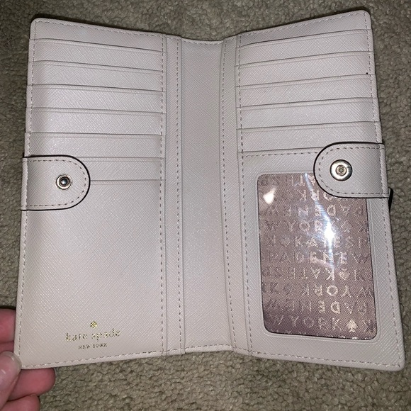 Kate Spade Wallet - Picture 2 of 3